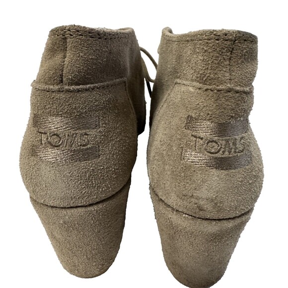 TOMS Women’s Suede Wedge Ankle Booties Taupe Size 9 M - Picture 3 of 12
